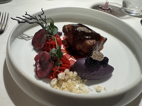 TRITON Restaurant 3