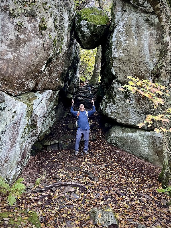 Balance Rock (or the 'Guillotine')