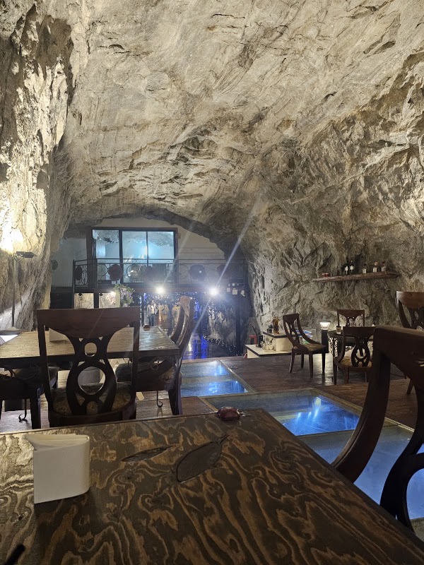 Cave 4