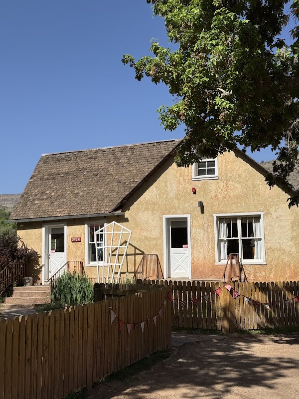 Gifford House & Museum Store 4