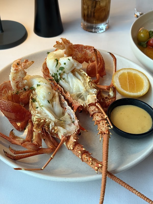 Sails Restaurant 2