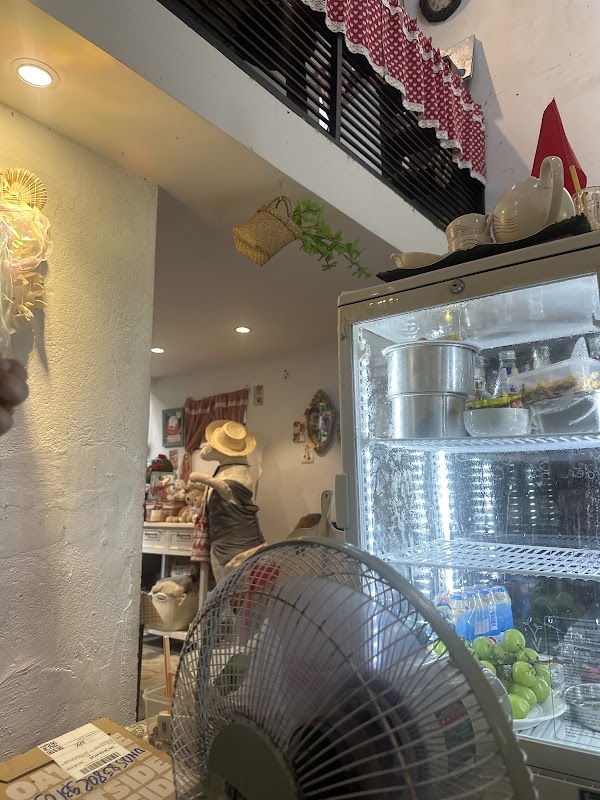 Tiệm Bánh Les 3000 Mondes