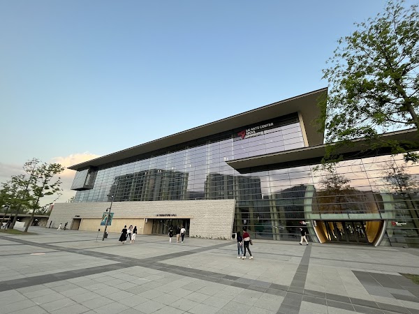 LG Arts Center 5