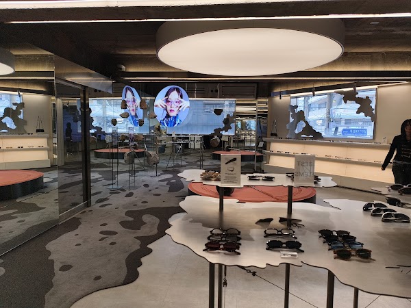 뭍 성수 플래그쉽 스토어(MUUT SEONGSU FLAGSHIP STORE) 5