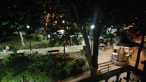 Praça das Flores 2