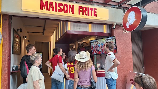 Maison Frite 4