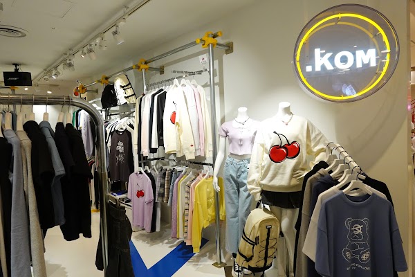 .KOM SHIBUYA109店 1