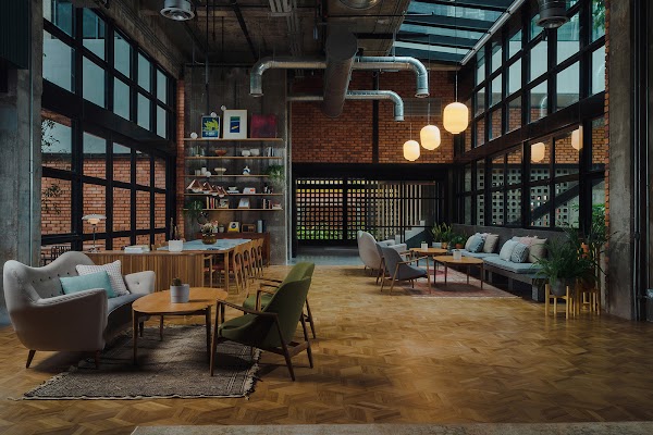 KLoé Hotel