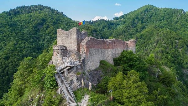Poenari Citadel 1