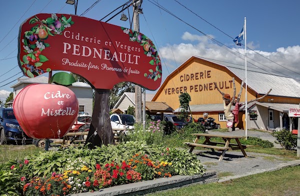Cidrerie Vergers Pedneault | Isle-aux-Coudres Cidery