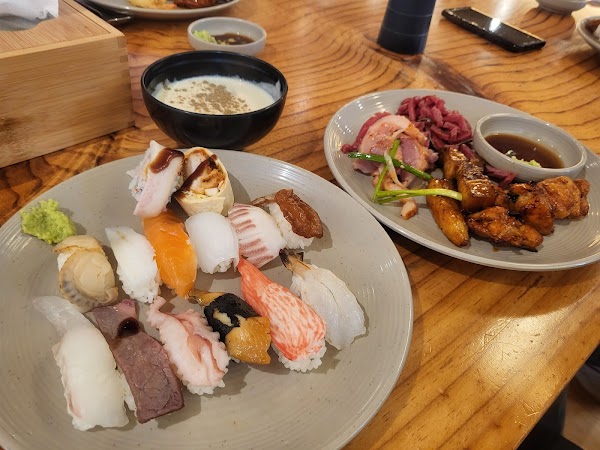 Bareumi Sushi Buffet Dongseong-ro Branch 4