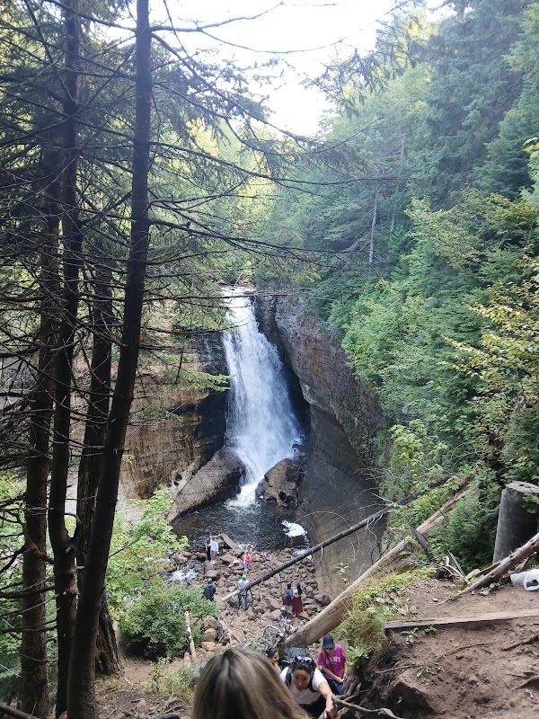 Miners Falls Trail