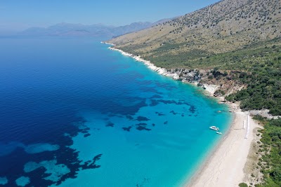 Krorëza Beach