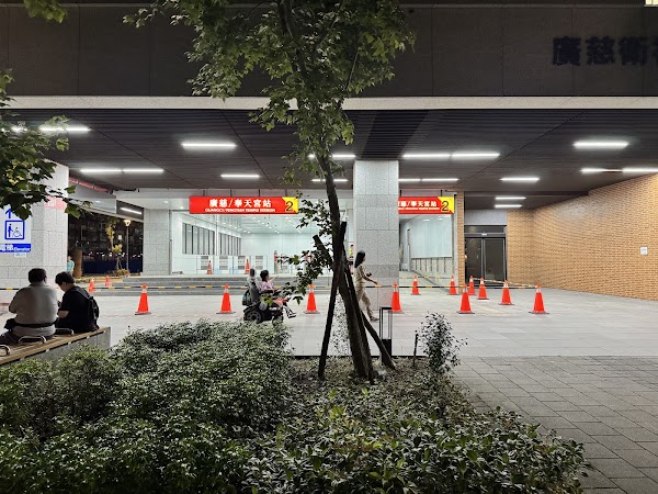 R01guangci/fengtiangong Station