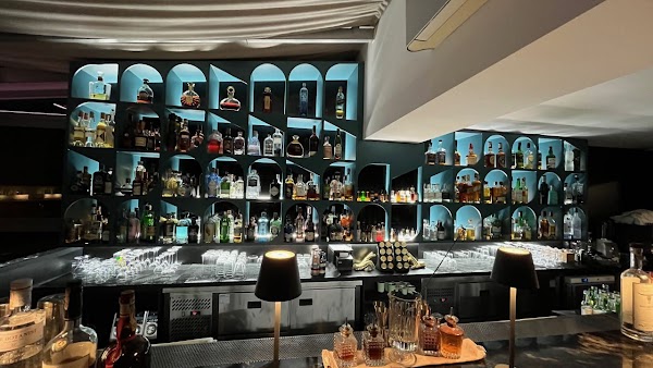 Lemontree & Sky Bar Restaurant Bratislava