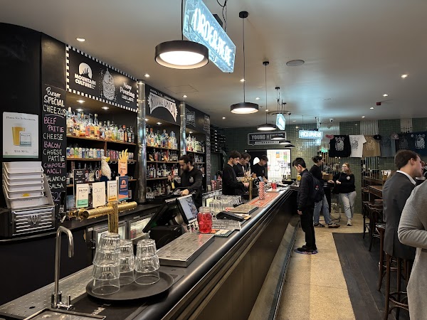 Bar Luca 6