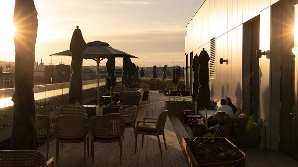 Cloud One Wine Bar & Lounge