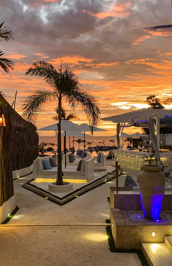 RUNIK Beach Club & Resort - Adults Only