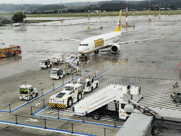 Międzynarodowy Port Lotniczy im. Jana Pawła II Kraków-Balice 2