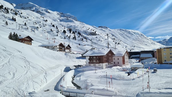 Zürs 1