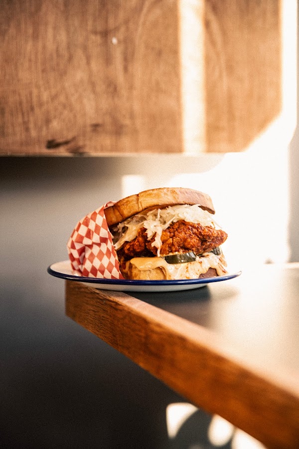Lucky's Hot Chicken | Seven Dials Market 5
