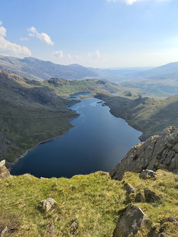 Eryri I Snowdonia Mountains and Coast 1
