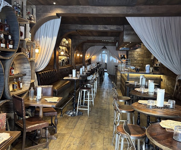 Rhum Tavern 2