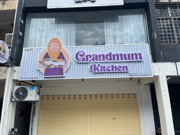 Grandmum Kitchen
