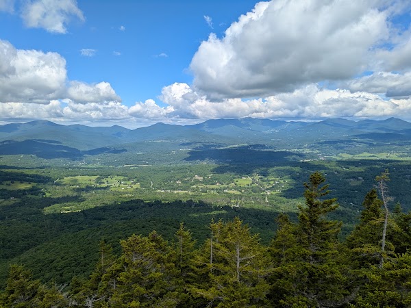 Stowe Pinnacle Trailhead 1