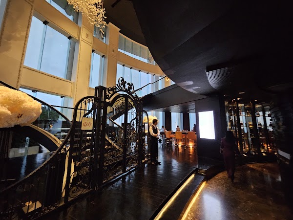 Sky Bar 5