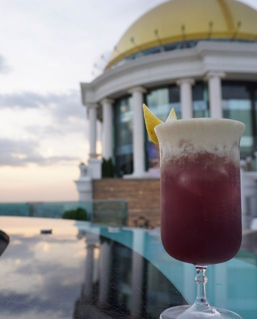 Sky Bar 4