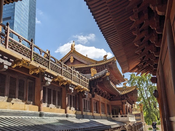 Jing'an Temple 4
