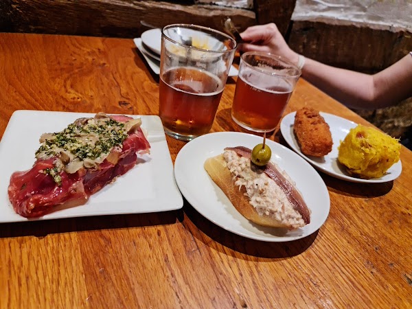Bar Cerveceria La Estafeta 5