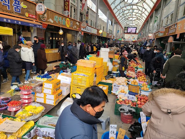 Yangyang Traditional Market 5