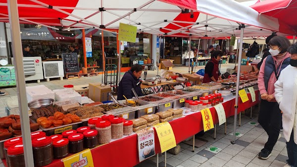 Yangyang Traditional Market 3