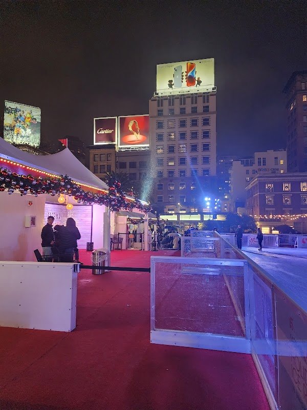Holiday Ice Rink In Union Square 4