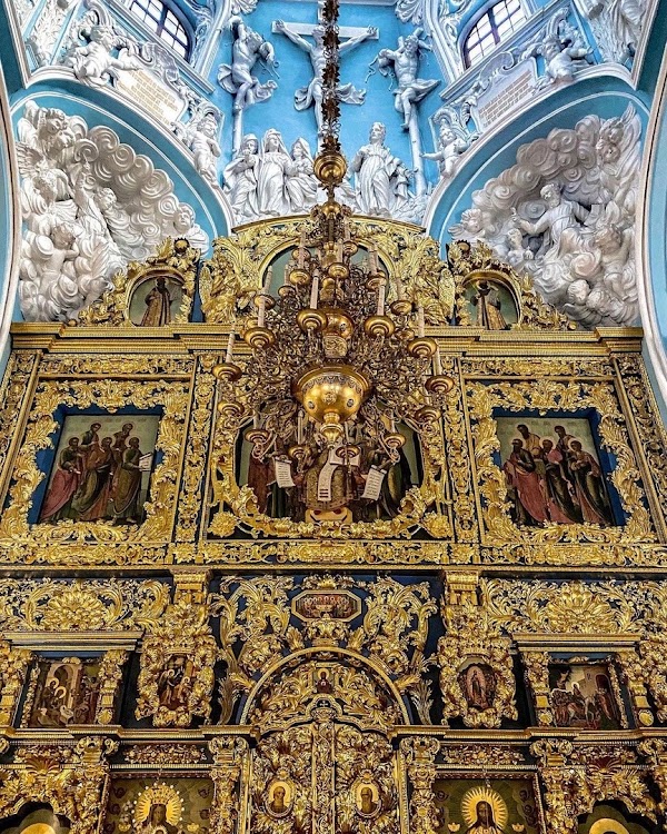 Tserkov' Znameniya Presvyatoy Bogoroditsy V Dubrovitsakh 3