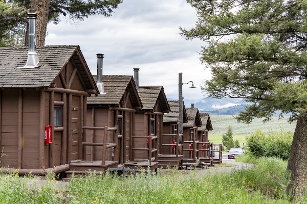 Roosevelt Lodge Cabins 3