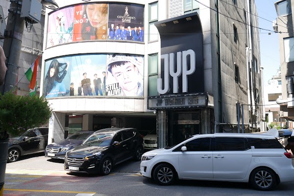 JYP ENTERTAINMENT