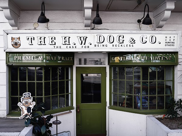 THE H.W. DOG&Co.