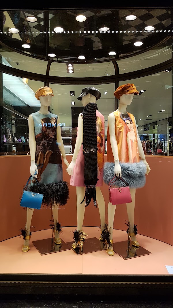 Prada Faubourg 4