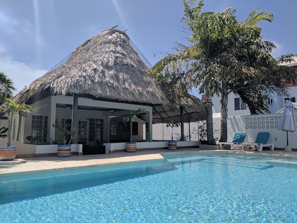 Iguana Reef Inn 3