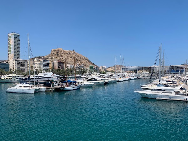 Marina Esportiva del Port d'Alacant 5