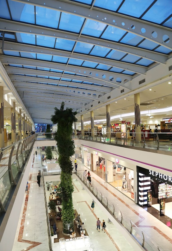Nový Smíchov Shopping Centre 4