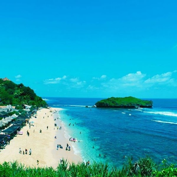 Sadranan Beach , Gunung Kidul Regency, Special Region of Yogyakarta