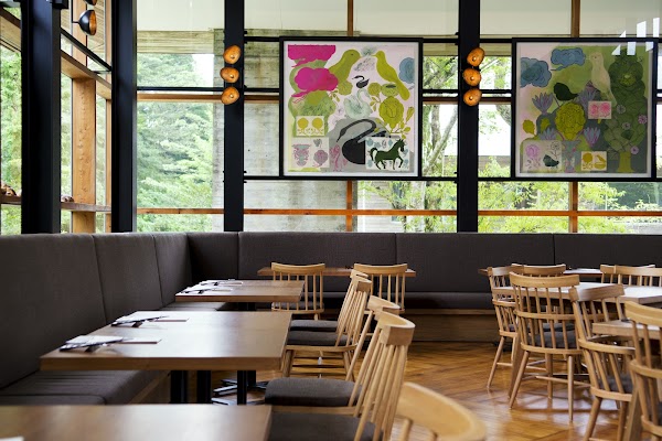 WOODSIDE dining