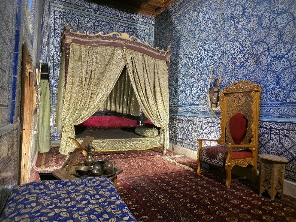 Toshhovli Palace 4