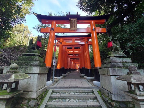 Okusha Worship Center of Fushimi Inari Shrine 1