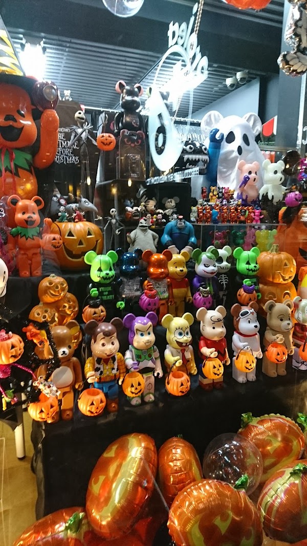 Medicom Toy Tokyo 3