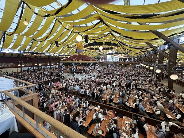 Paulaner Festzelt 1